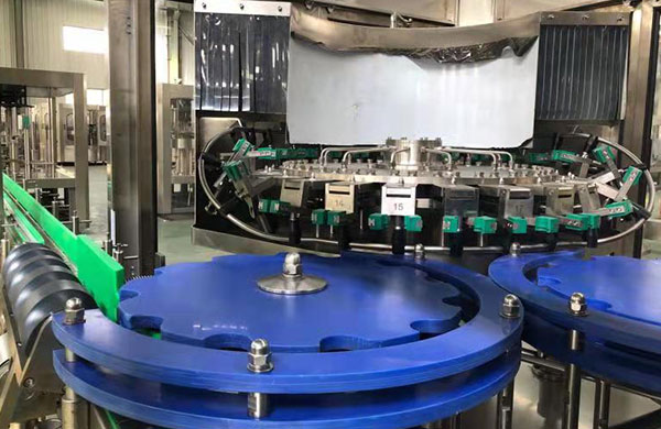 玻璃瓶果汁香蕉爱视频免费機清洗部分