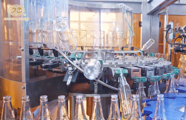 玻璃瓶飲料香蕉爱视频免费清洗部分